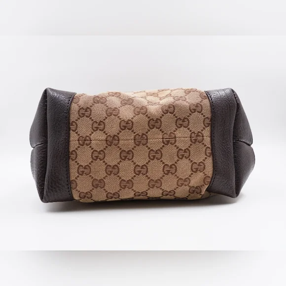 ❌️❌️SOLD❌️❌️BX19 💕 Gucci GG Canvas Interlocking Charm Tote - Picture 11 of 14